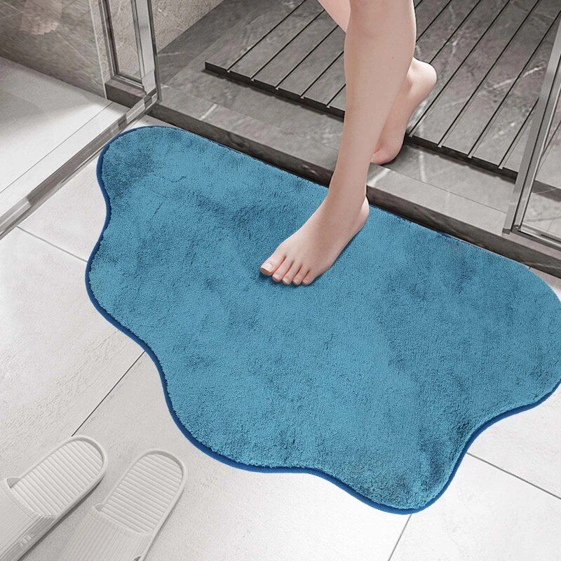 Luxurious Water-Absorbent Bathroom Mat: Non-Slip, Machine Washable Floor Rug