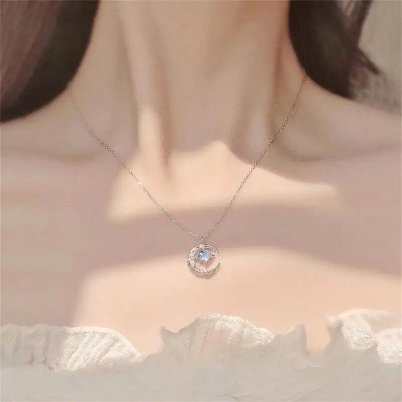 Elegant Star and Moon Rhinestone Necklace