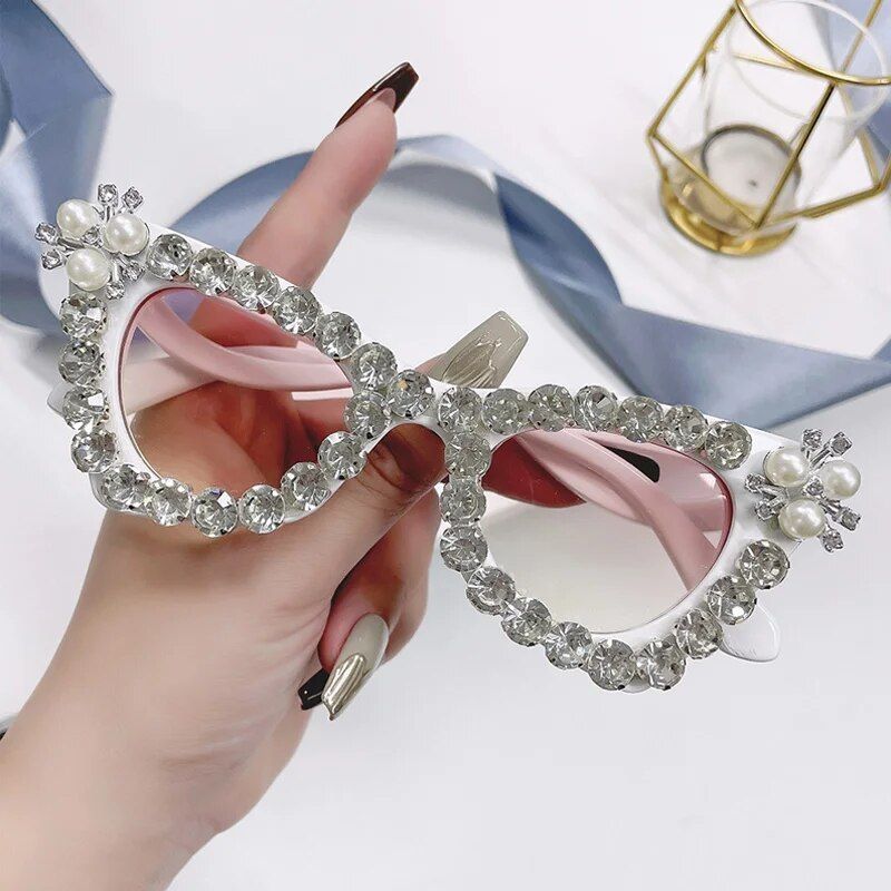 Chic Cat Eye Rhinestone Sunglasses