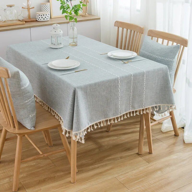 Elegant Tassel-Stitched Polyester Tablecloth