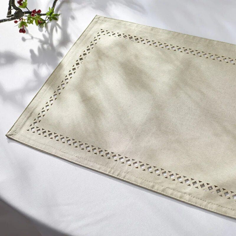 Elegant Hollow Edge Placemats Set - Polyester, Washable, 13x18 Inch - Set of 4