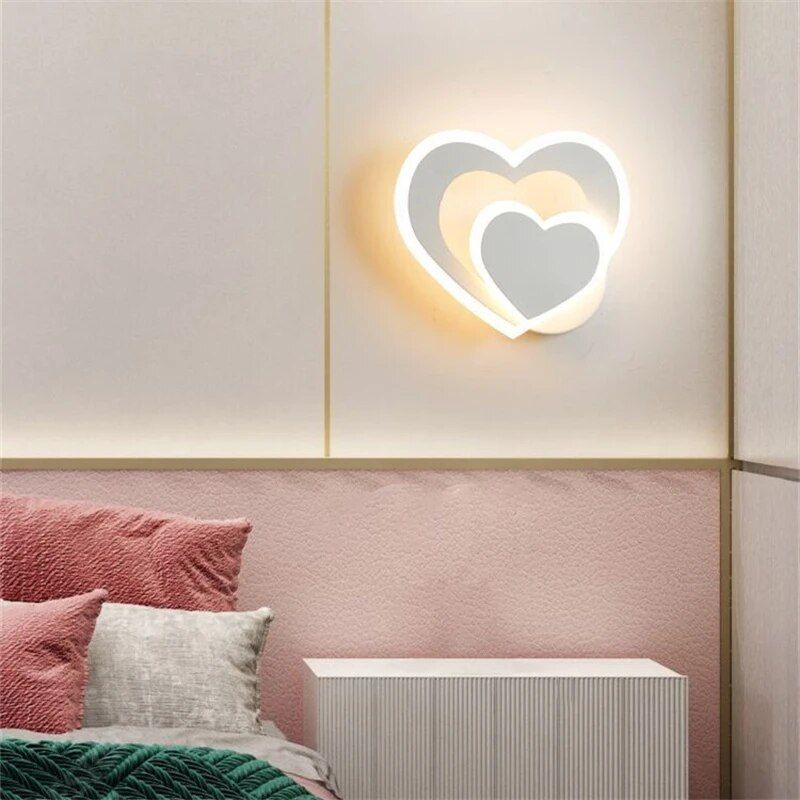 Modern Nordic LED Heart-Shaped Wall Lamp for Cozy Illumination