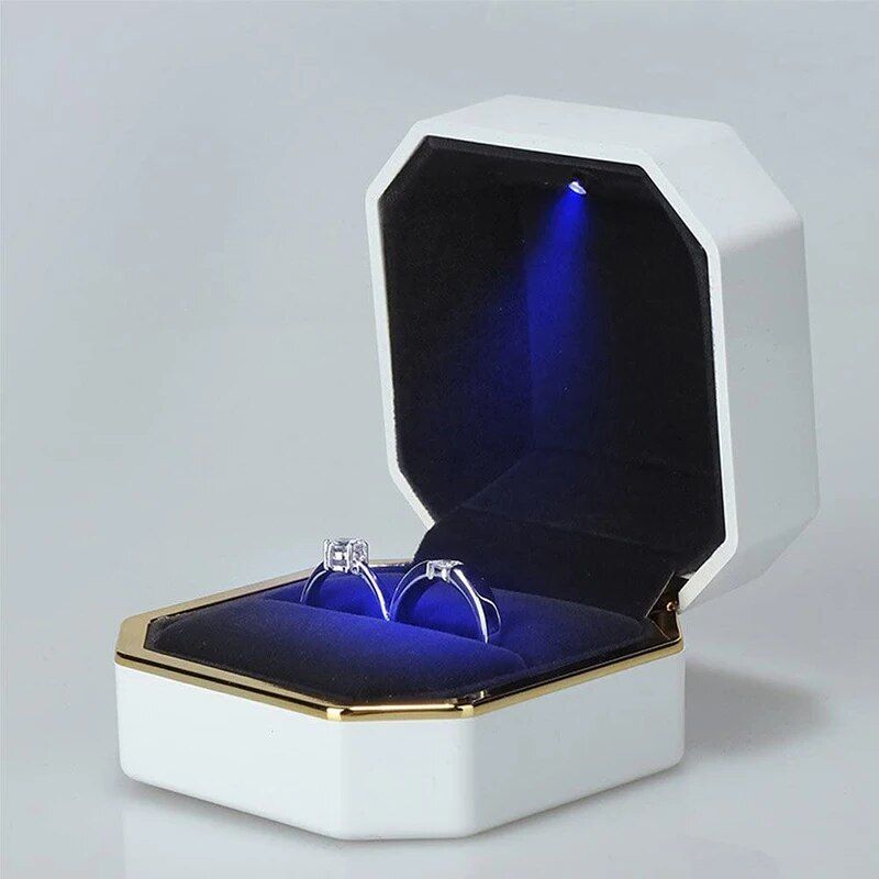 LED Illuminated Luxury Velvet Ring Box