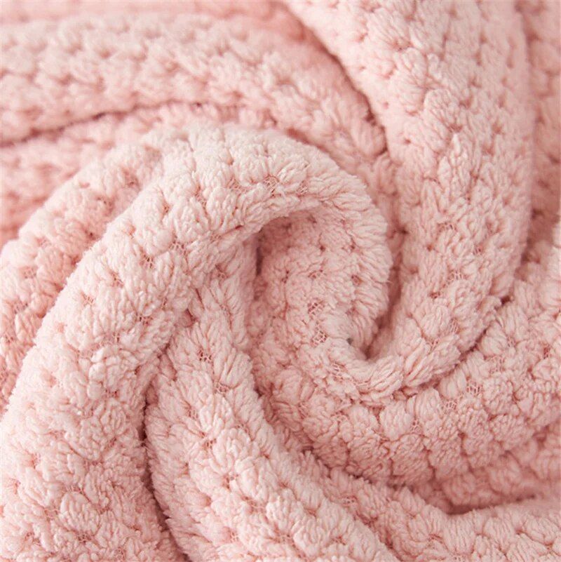 Luxurious Quick-Dry Coral Fleece Bath Towel