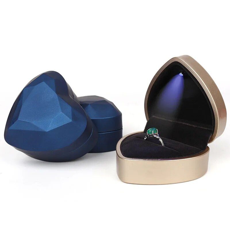 Enchanting LED Heart-Shaped Ring Box - Elegant Jewelry Presentation Case