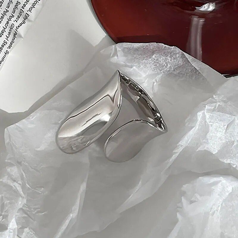 Elegant Silver Geometric Cuff Ring