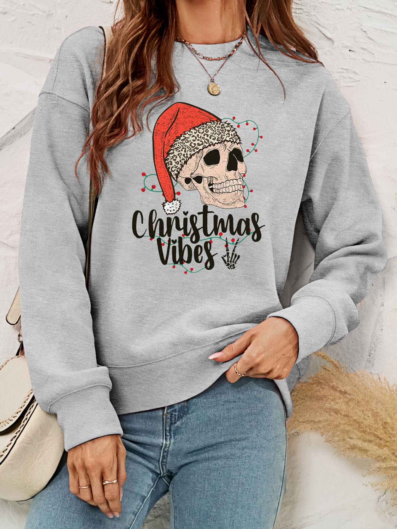 Christmas Skull Graphic Crewneck Sweatshirt