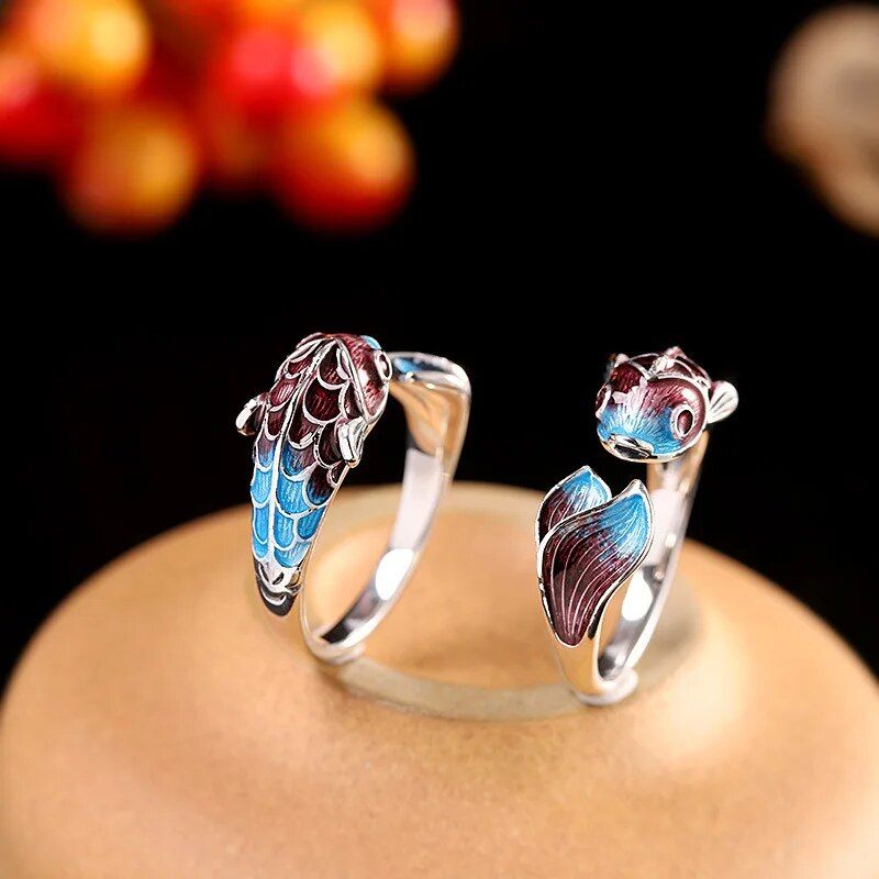 Elegant Silver Enamel Koi Fish Adjustable Ring - Sparkling Cocktail Jewelry for Women