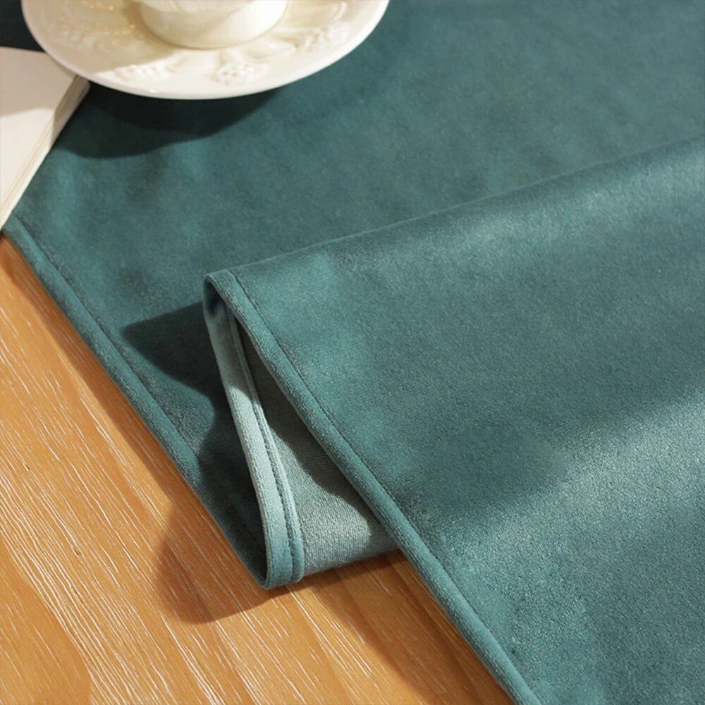 Elegant Nordic Velvet Table Runner for Home, Hotel, and Special Occasions