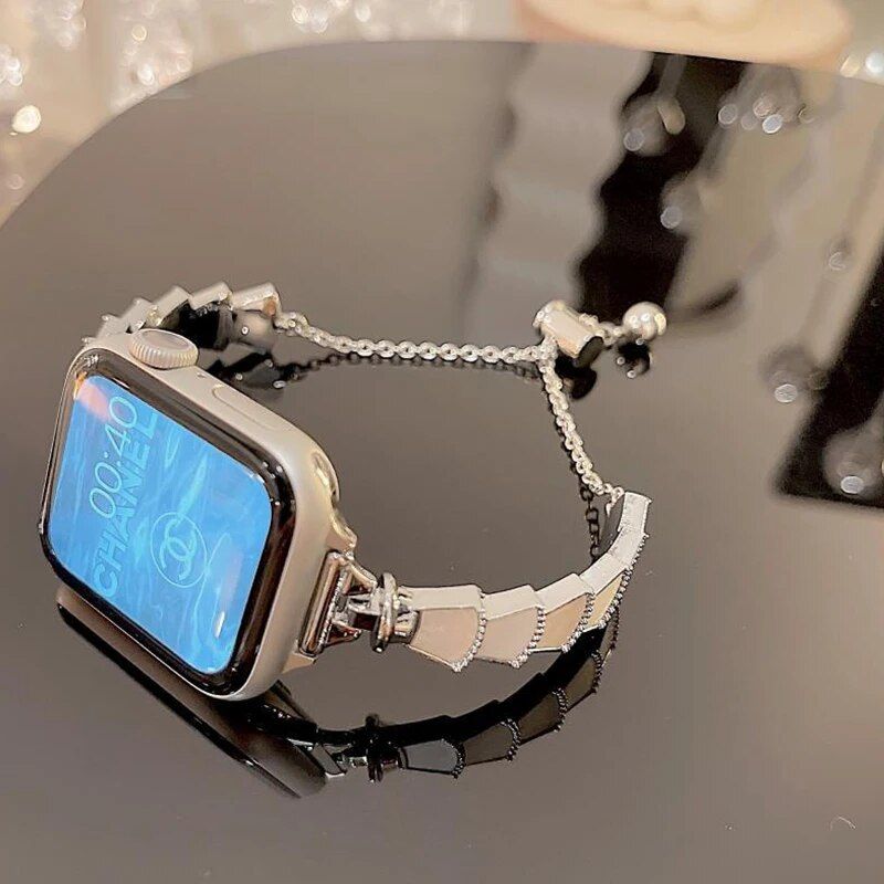 Luxury Metal Lady Wristband for Apple Watch - Elegant Women's Bracelet Strap