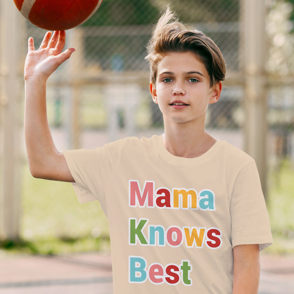 Mama Knows Best Kids' T-Shirt - Colorful T-Shirt - Cute Tee Shirt for Kids