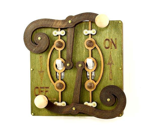 Double Fulcrum Switch Plate 8006B Green | Red Sunflower