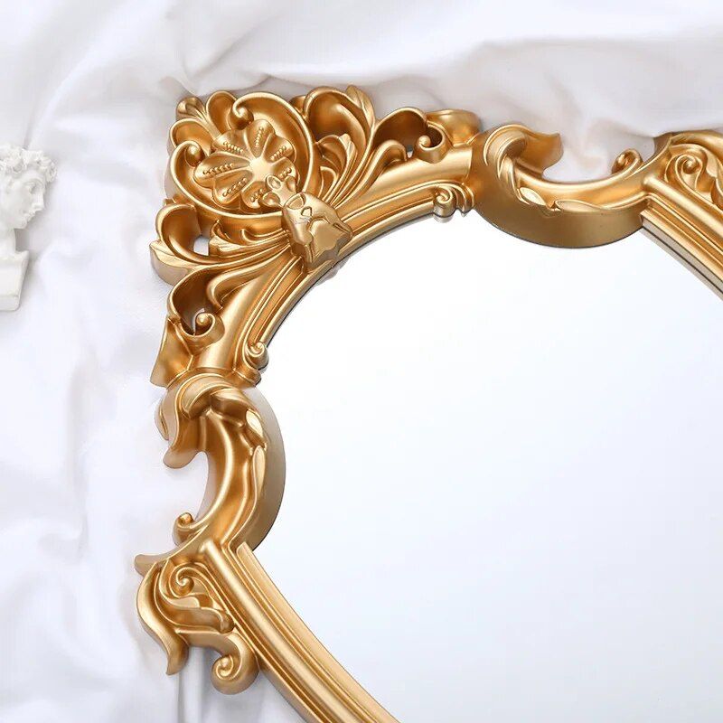 Charming European Style Oval Wall Mirror