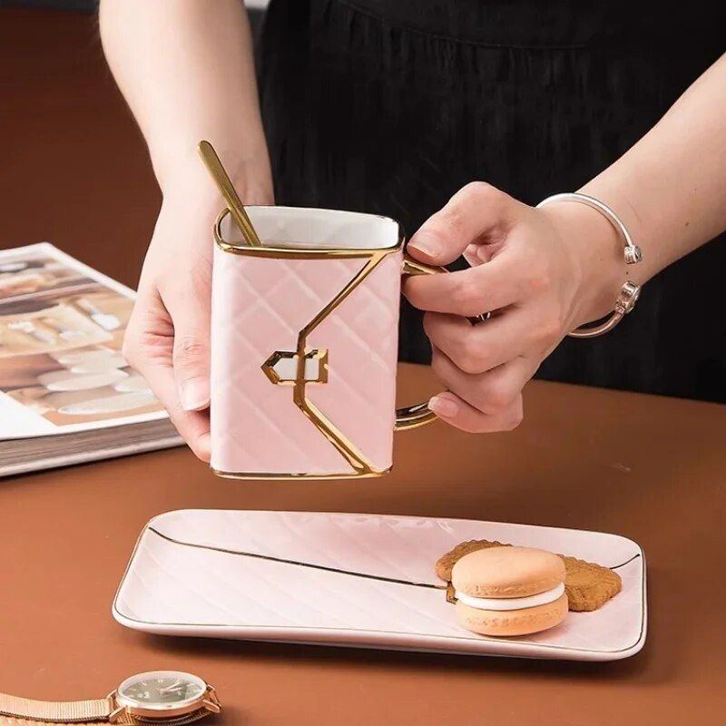 Chic Handbag-Inspired Ceramic Coffee Mug Set - Unique Drinkware for Tea & Coffee Enthusiasts