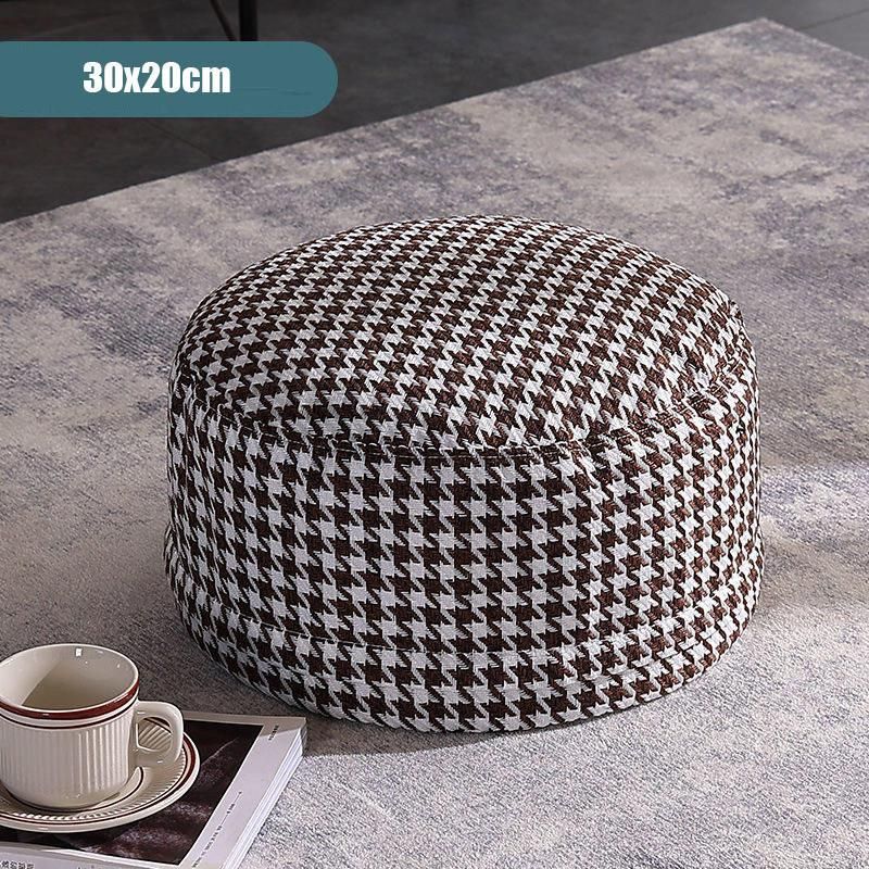 Chic Lattice Round Stool