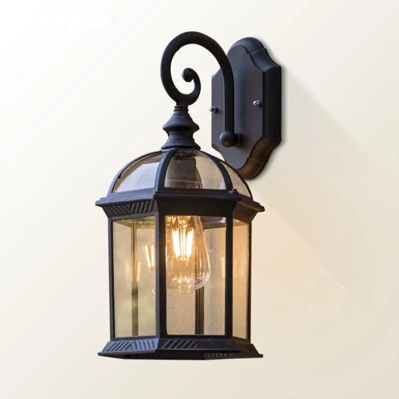 Elegant Vintage Outdoor Wall Lamp