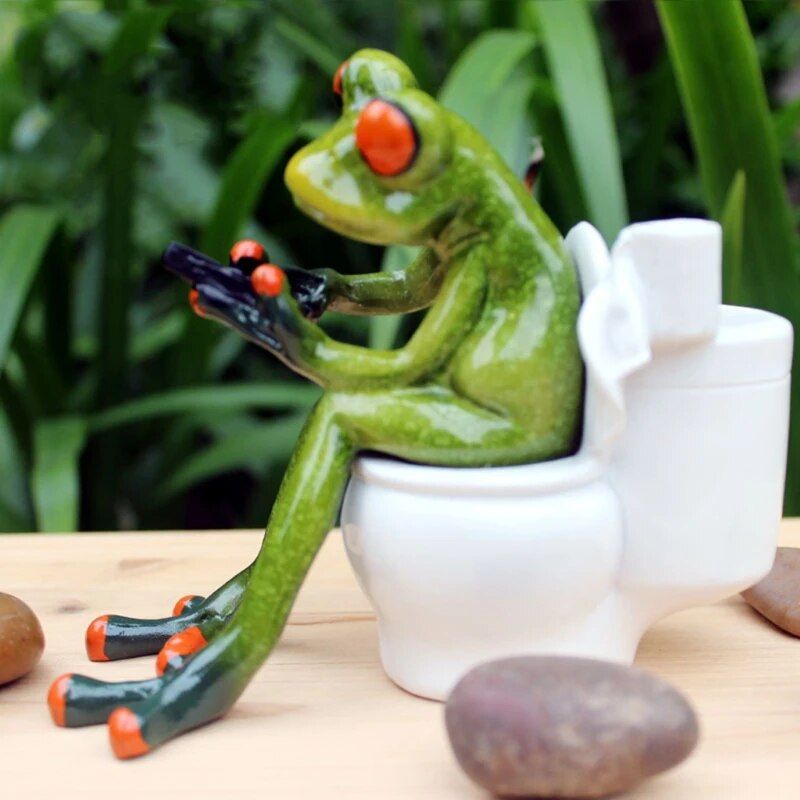 Charming Resin Frog Statue for Indoor & Outdoor Decor