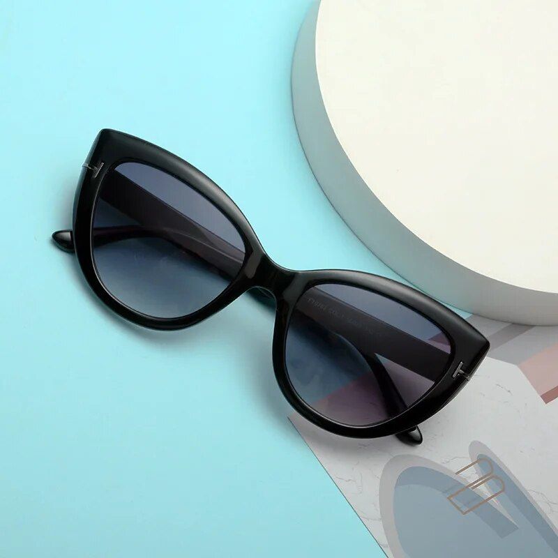 Trendy Cat Eye Sunglasses with Gradient Lens – UV400 Protection, Vintage Design