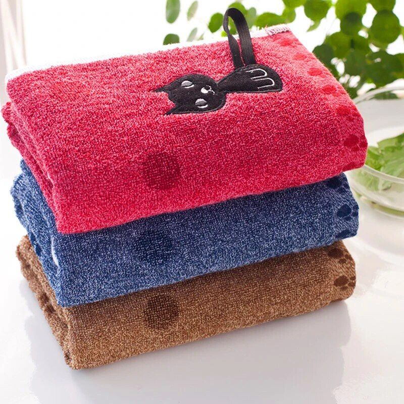 Charming Cartoon Cat Embroidered Cotton Face Towel