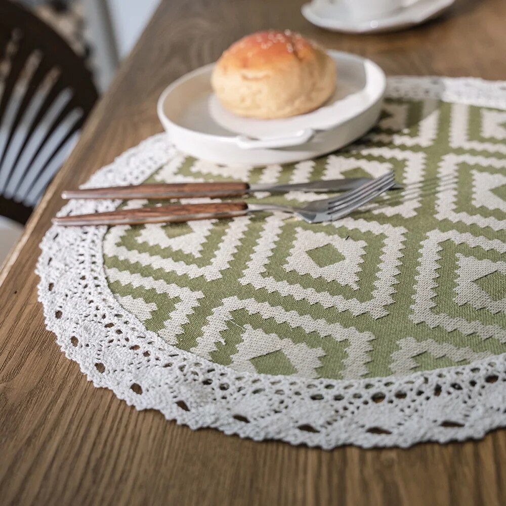 Elegant Nordic Jacquard Table Runner with Geometric Tassel Design