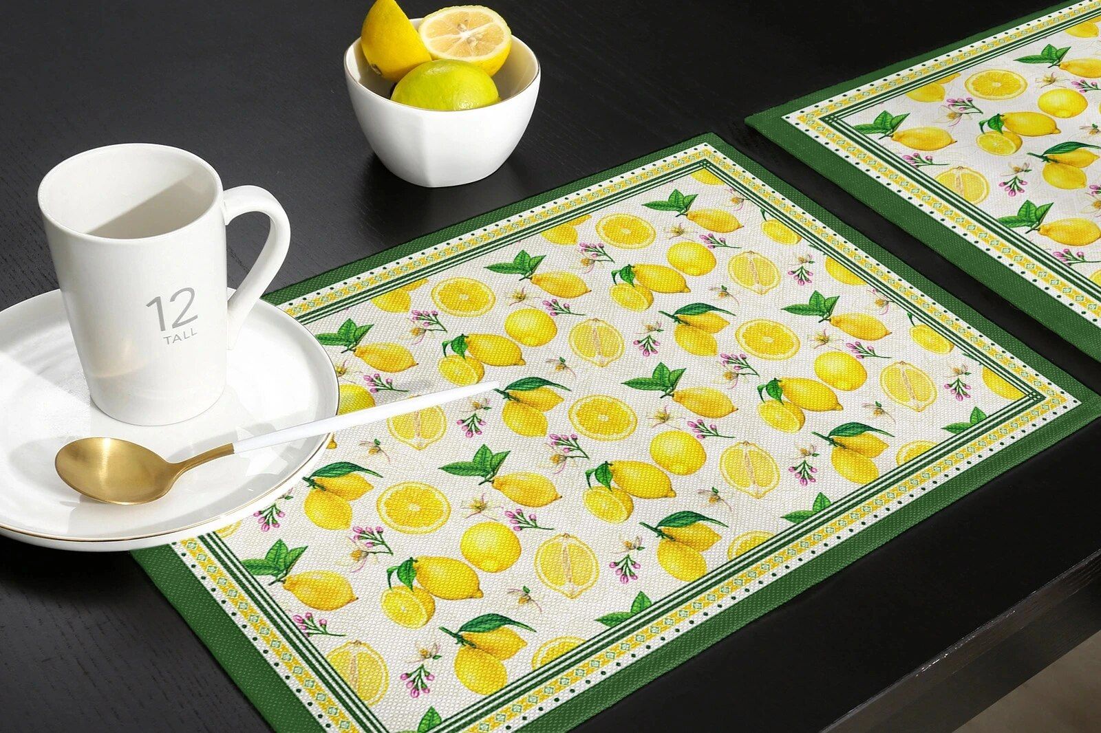 Charming Lemon Plaid Linen Placemat - Heat Resistant, Eco-Friendly Table Decor