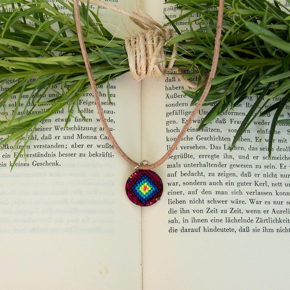 Mini Circle Friendship Necklace.