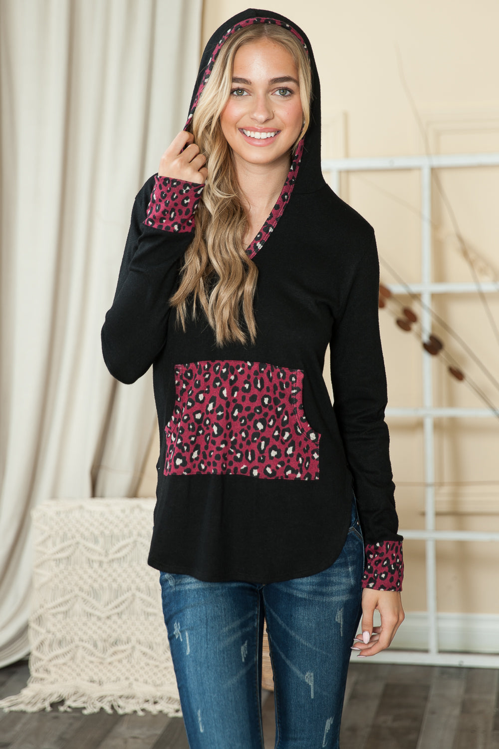 Kangaroo Pocket Hooded Pullover-Leopard Print