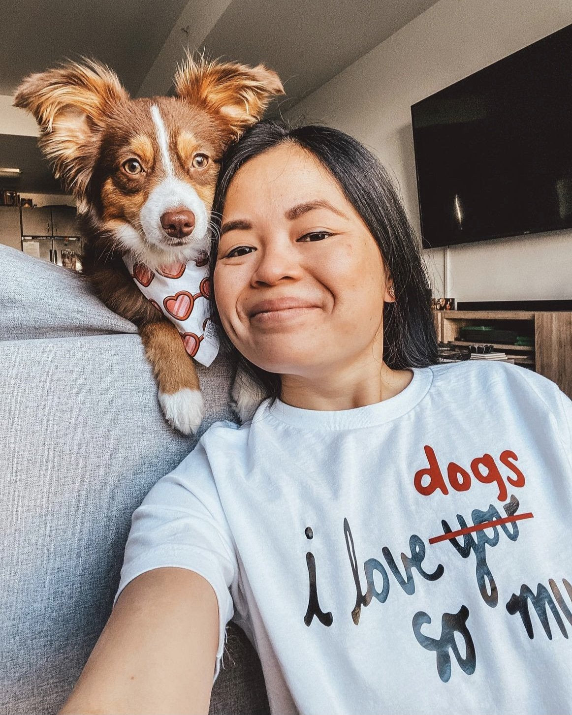 "I love dogs so much" shirt | Taupe Blackberry