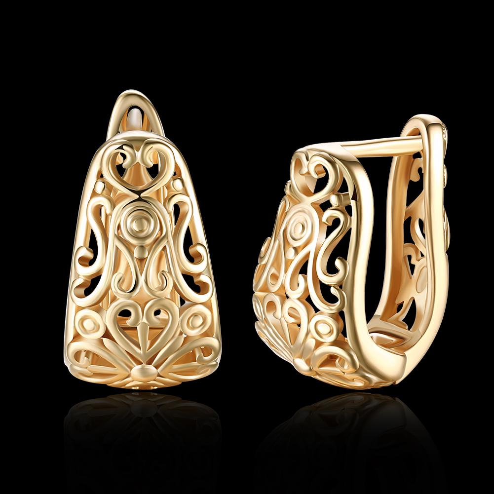 Bohemian Style Filigree Laser Cut Huggie Earring in 18K Gold Plated