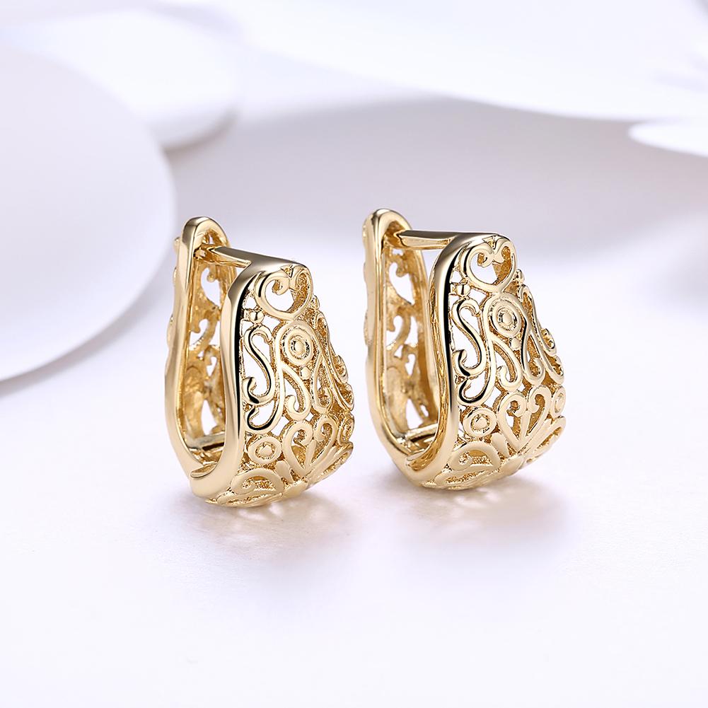 Bohemian Style Filigree Laser Cut Huggie Earring in 18K Gold Plated