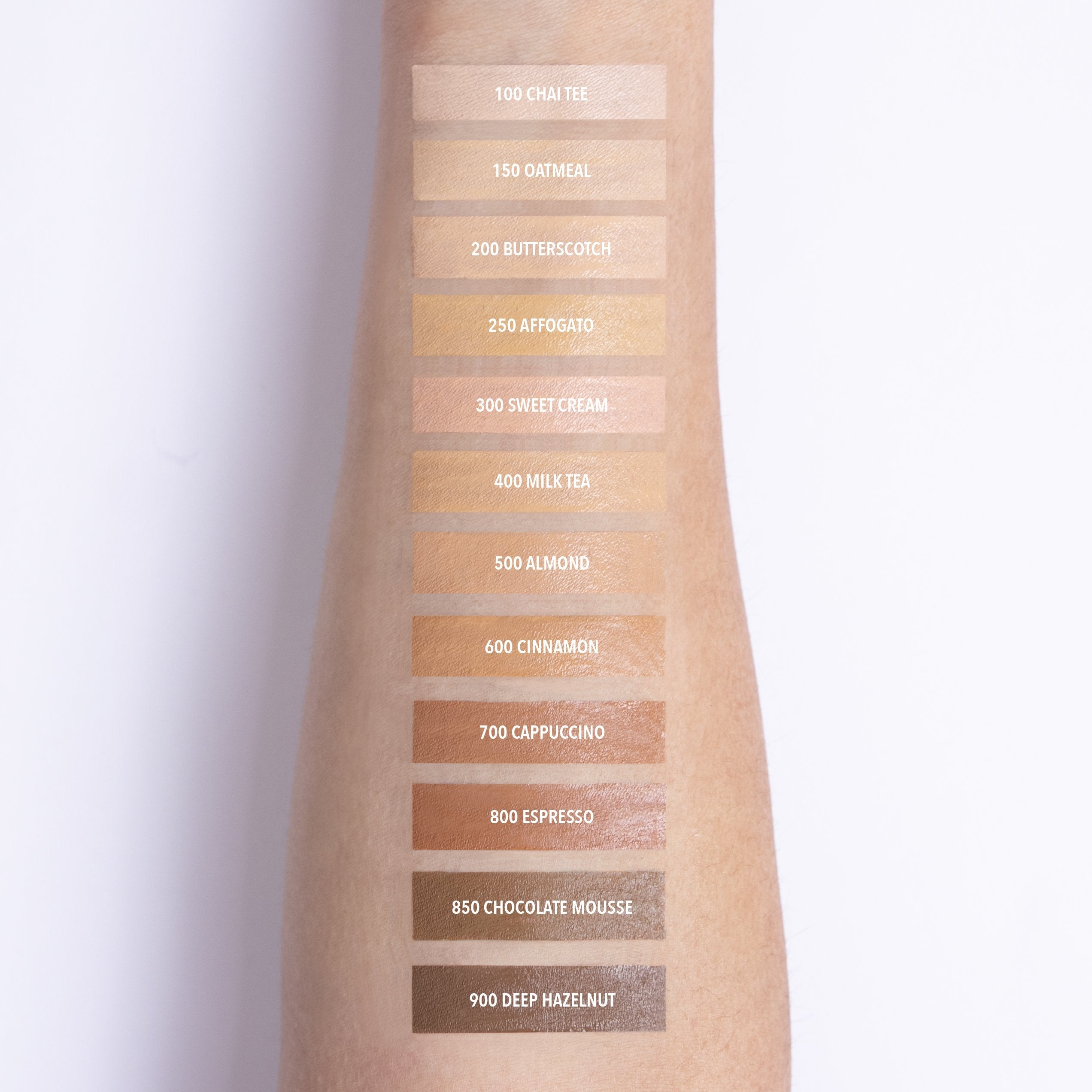 Lavish Creamy Concealer (200, Butterscotch)