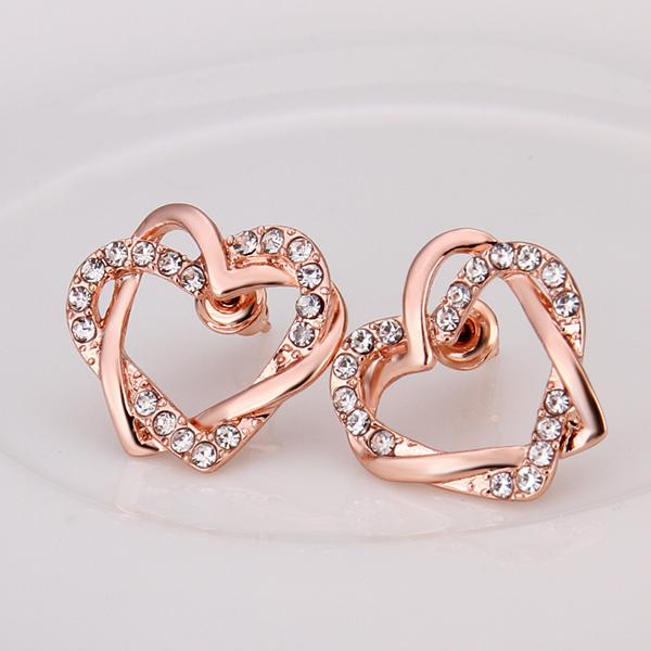 Heart Stud Earring in 18K Gold Plated