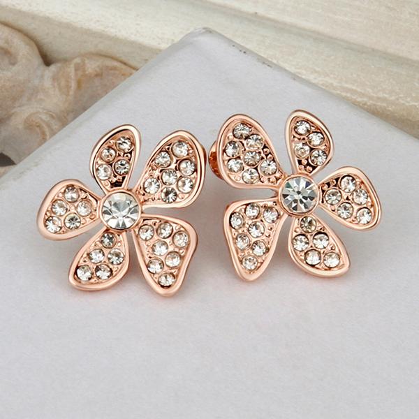 Flower Stud Earring in 18K Gold Plated