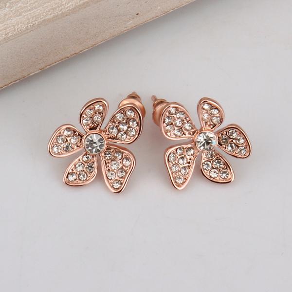 Flower Stud Earring in 18K Gold Plated