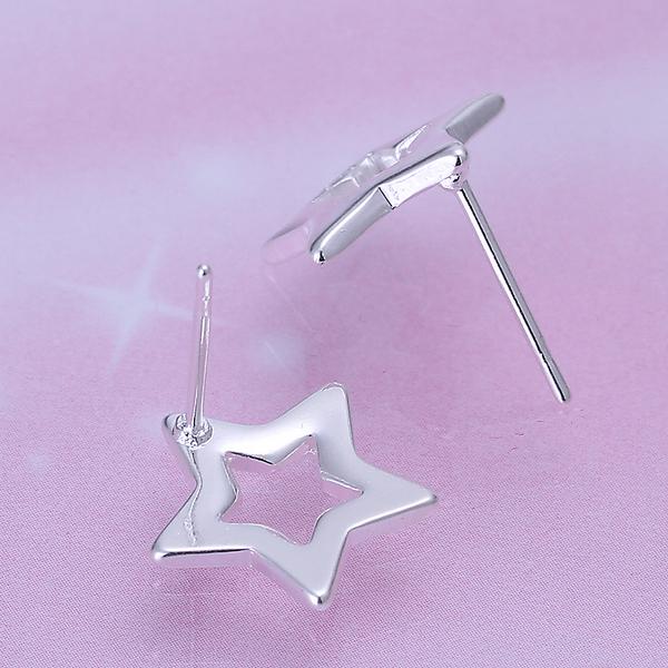 Star Stud Earring in 18K White Gold Plated