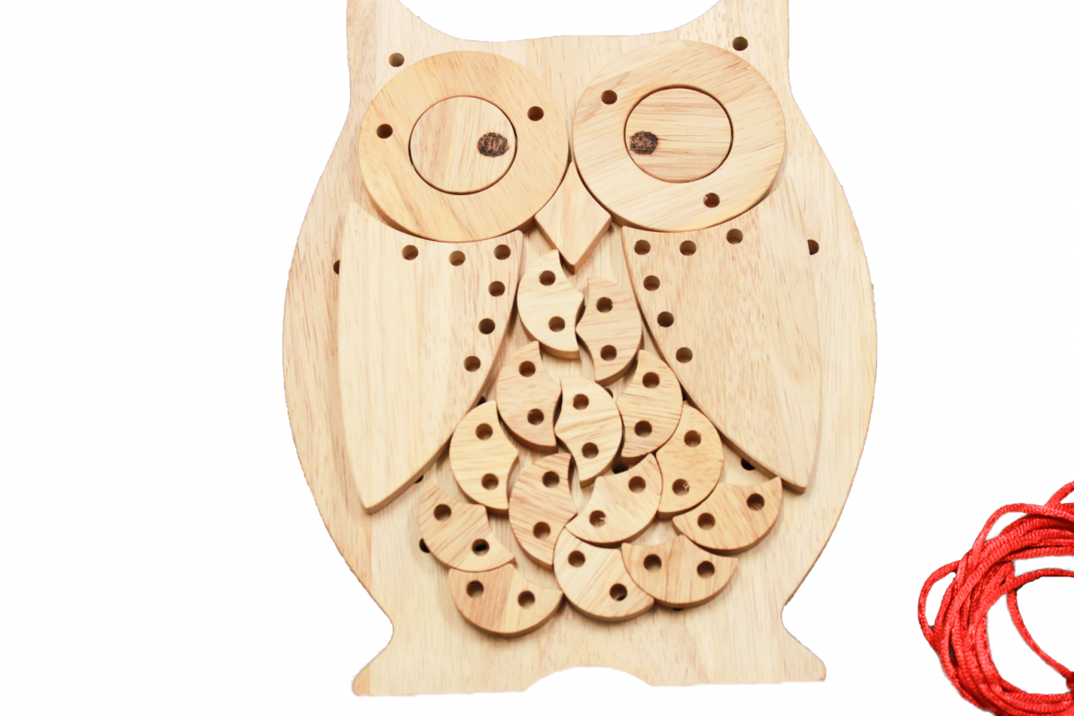 QToys Australia (USA) LACING OWL | Plum Thanatos