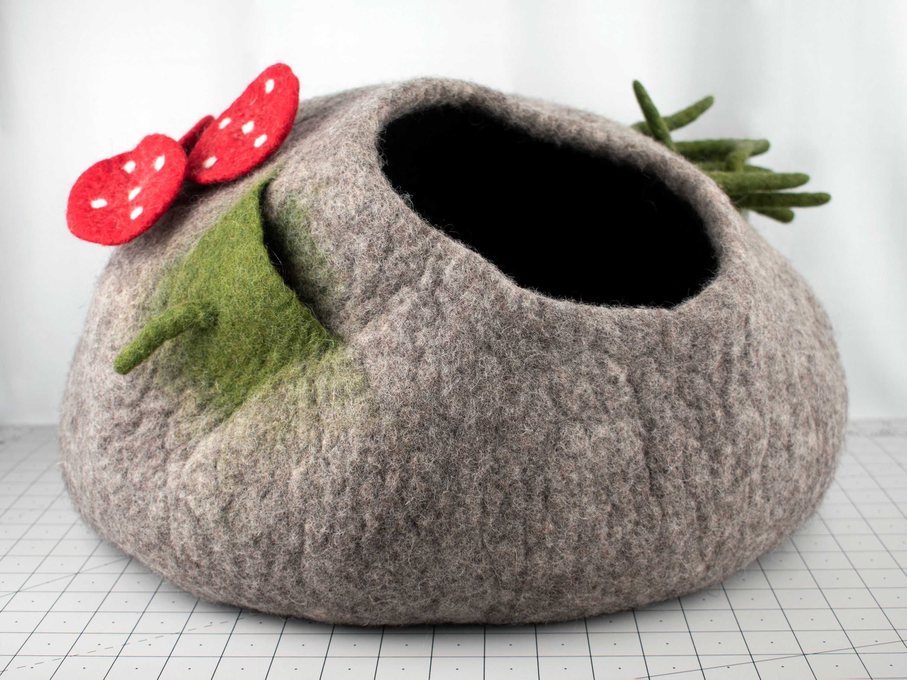 Mushroom Grey Felt Cat Cave