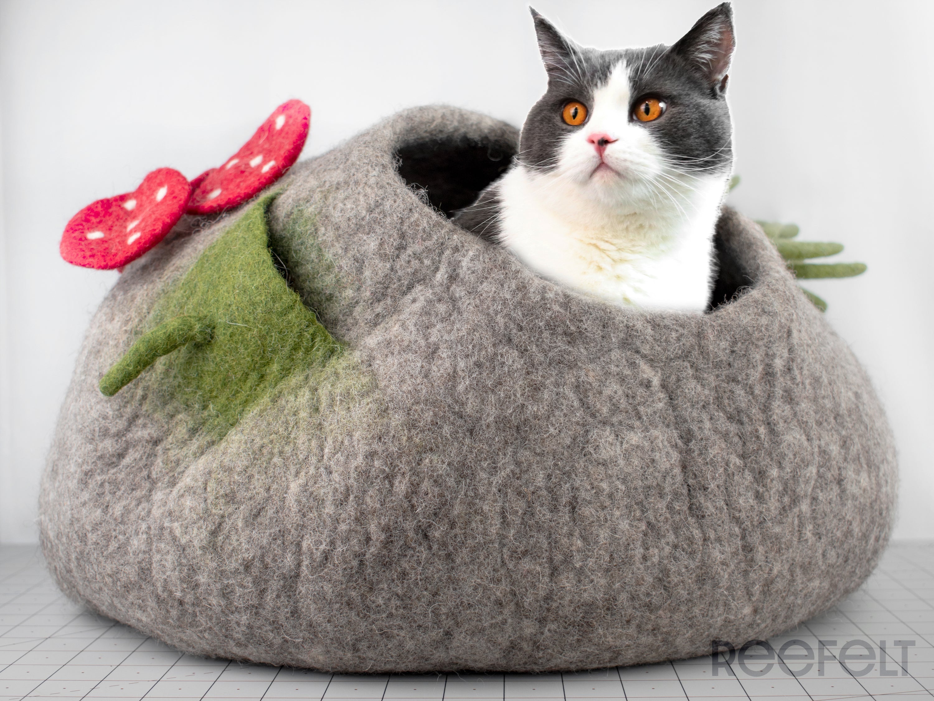 Mushroom Grey Felt Cat Cave