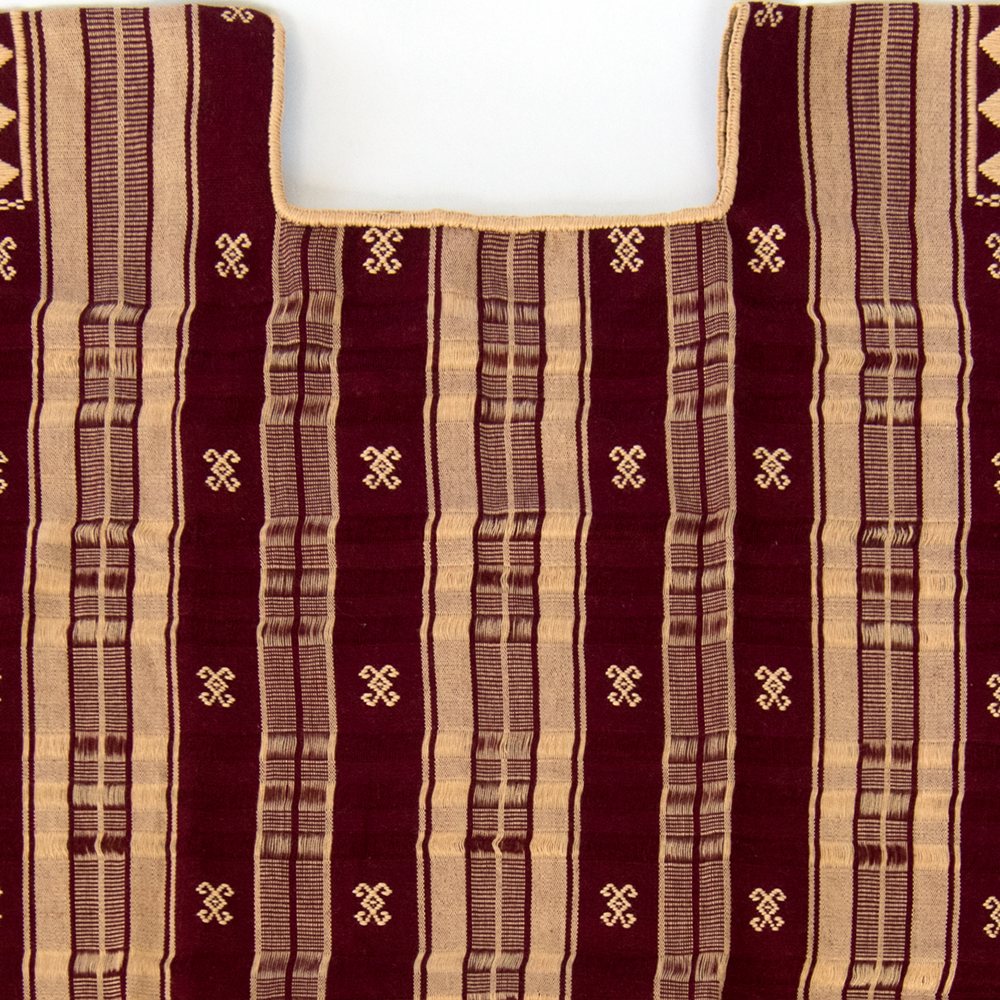 Panthelo, Handmade Huipil in Burgundy