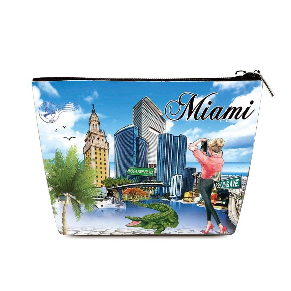 OH Fashion Makeup Bag Capturing Miami | Pink Hector