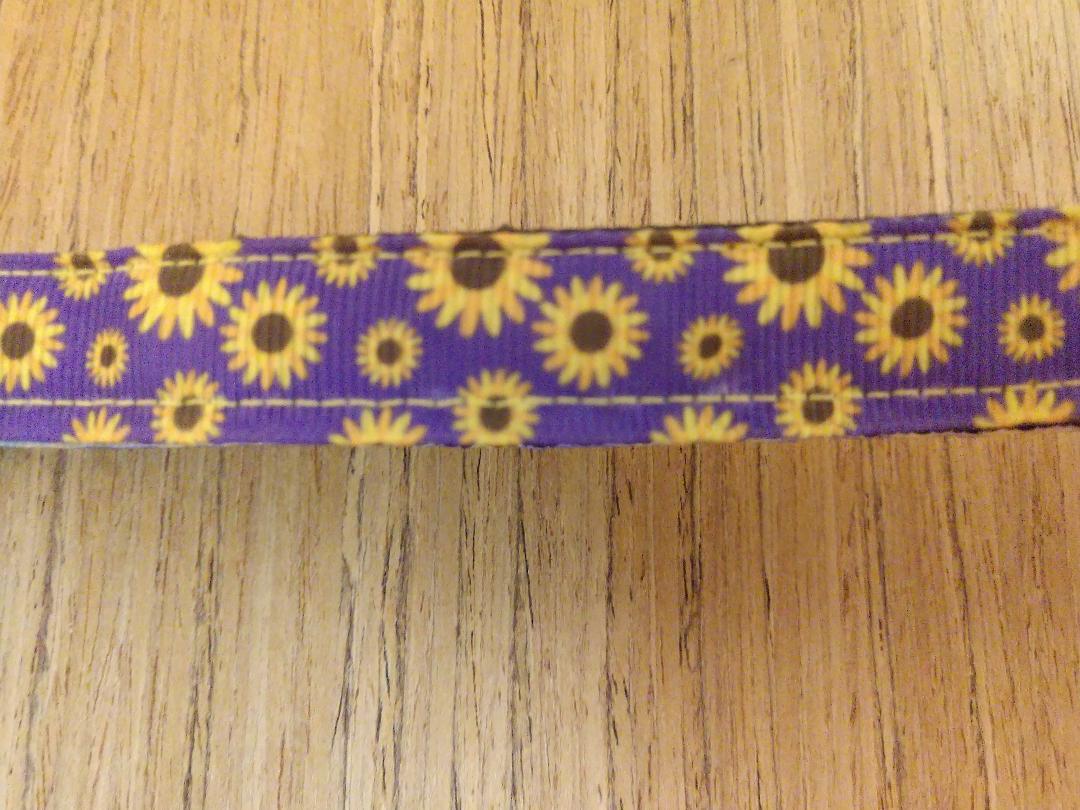 Collar/ Small/ Purple & Yellow Flowers