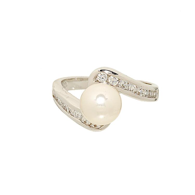 Classic 8mm Faux Pearl Channel Set Ring