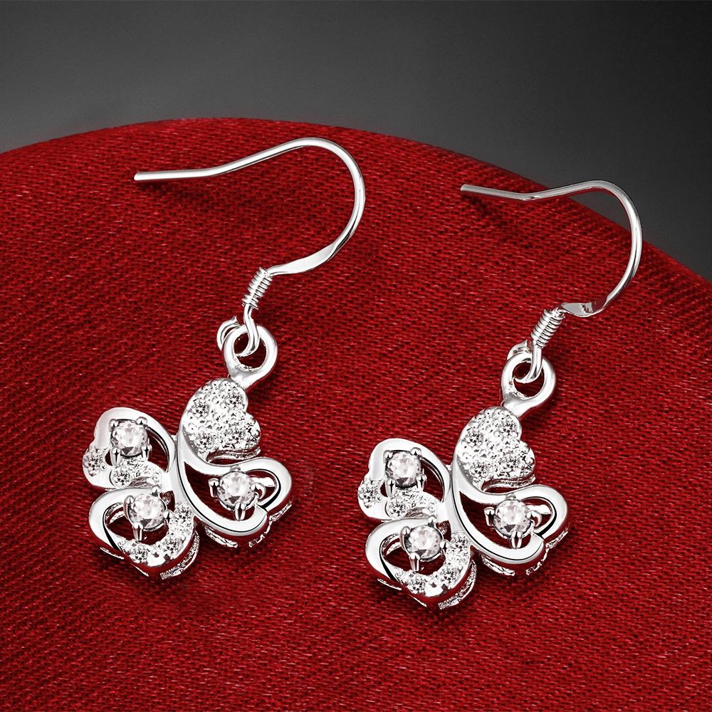 Drop Earring in 18k White Gold Plated with Austrian Crystals