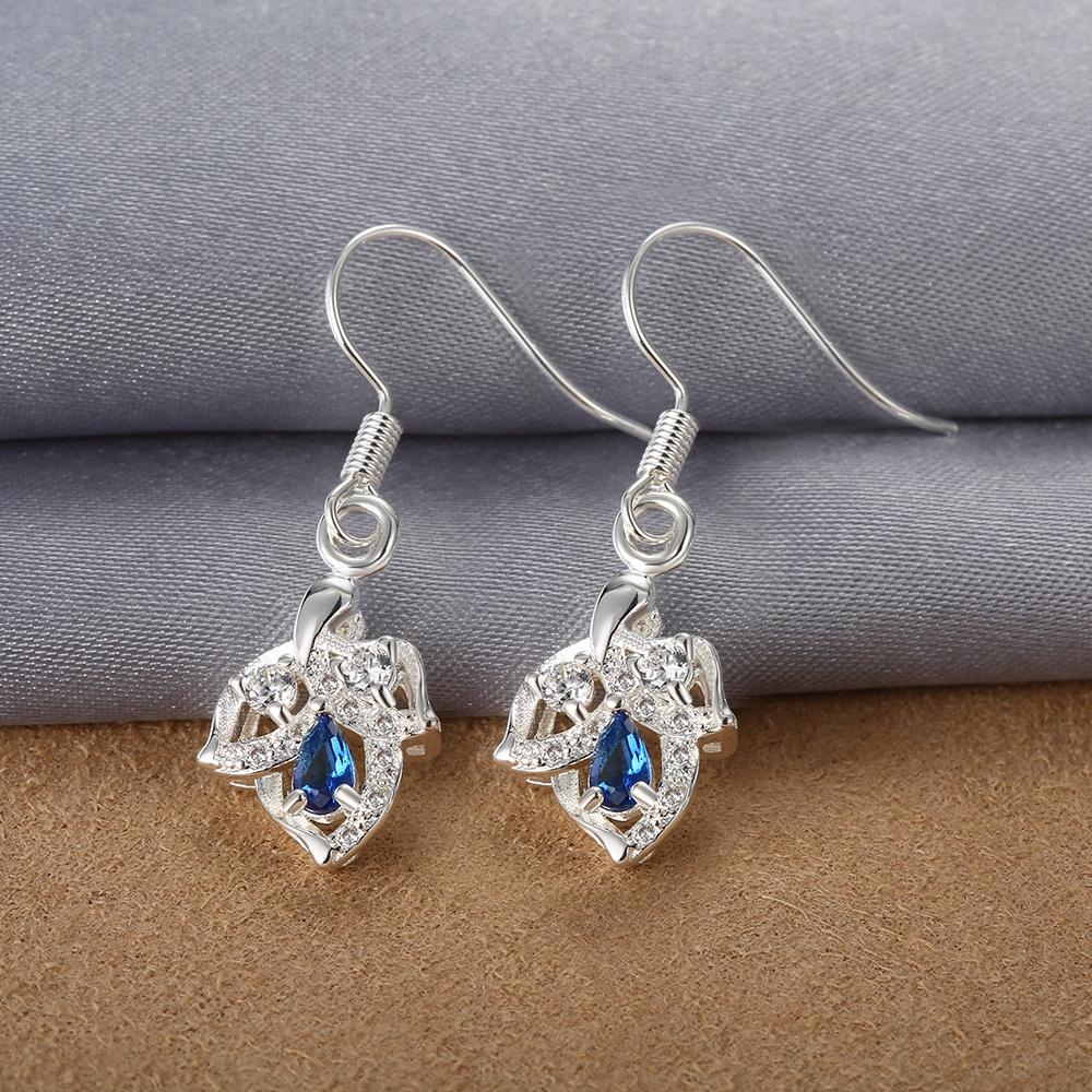 Drop Earring in 18k White Gold Plated with Austrian Crystals