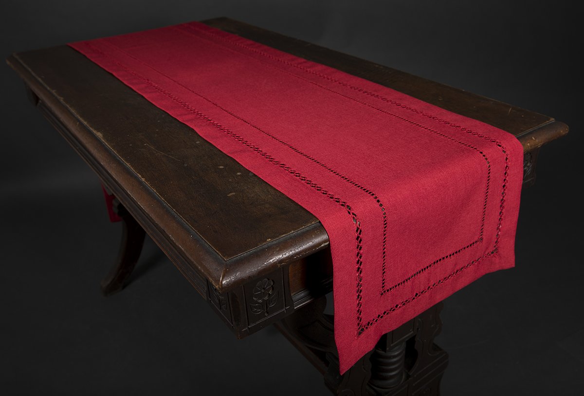 XD11099 Double Hemstitch Table Runner, 14''x72'' | Pink Leto