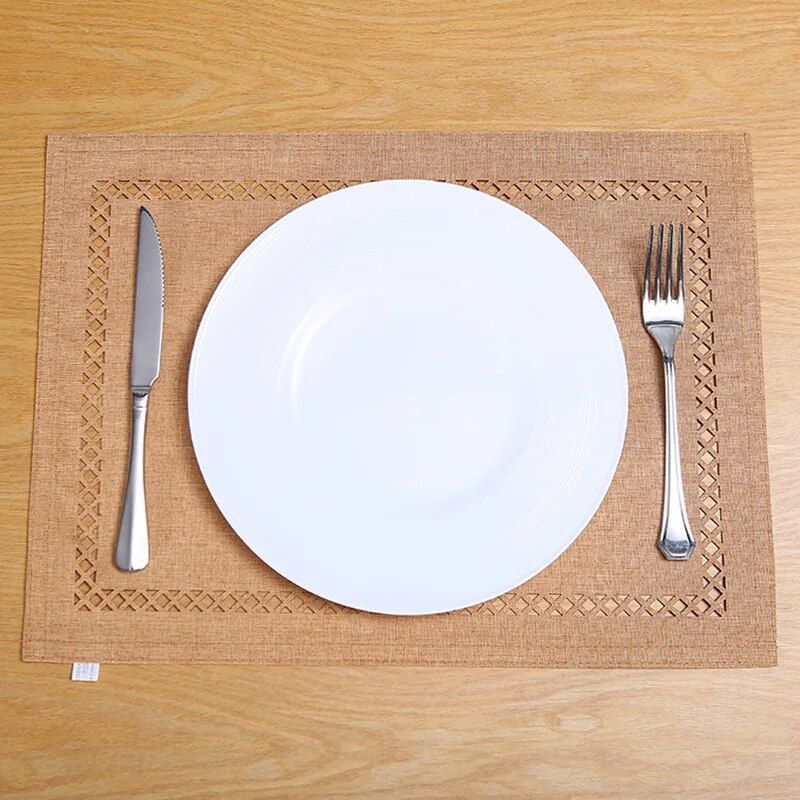 Elegant Hollow Edge Placemats Set - Polyester, Washable, 13x18 Inch - Set of 4