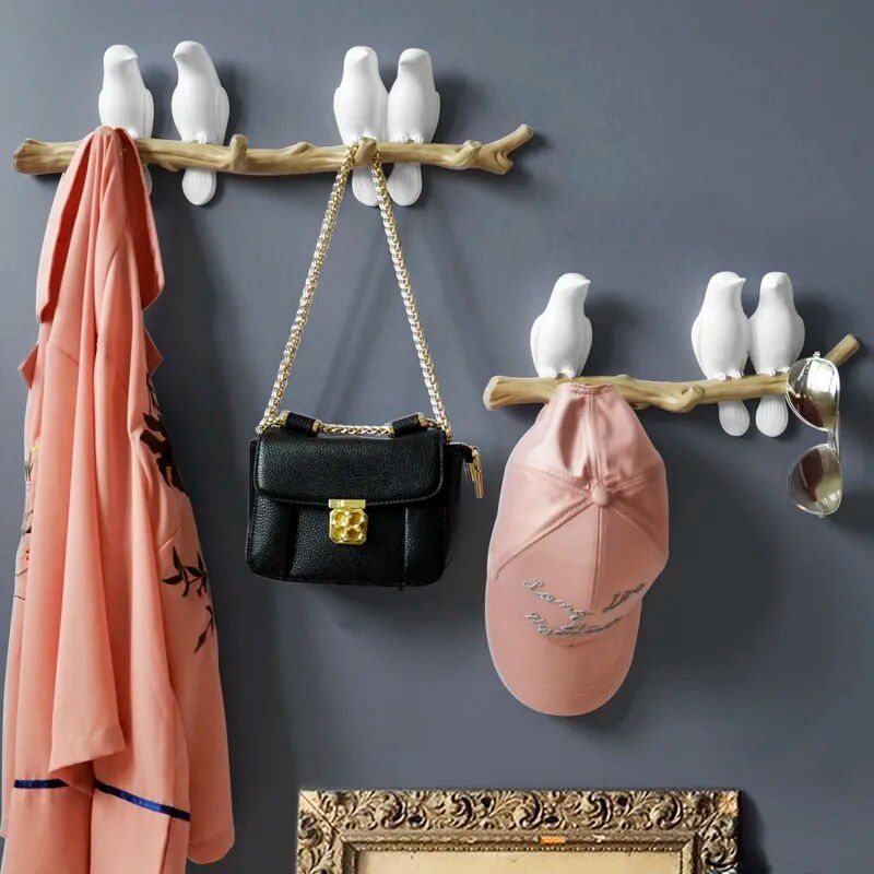 Charming Resin Bird Wall Hanger - Decorative Key, Towel, and Clothes Hook