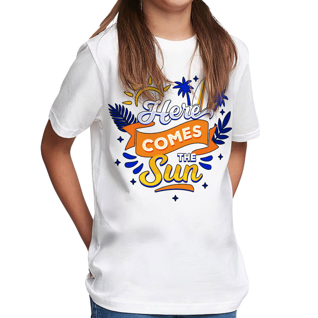 Here Comes the Sun Kids' Classic Fit T-Shirt - Cute T-Shirt - Themed Classic Fit Tee