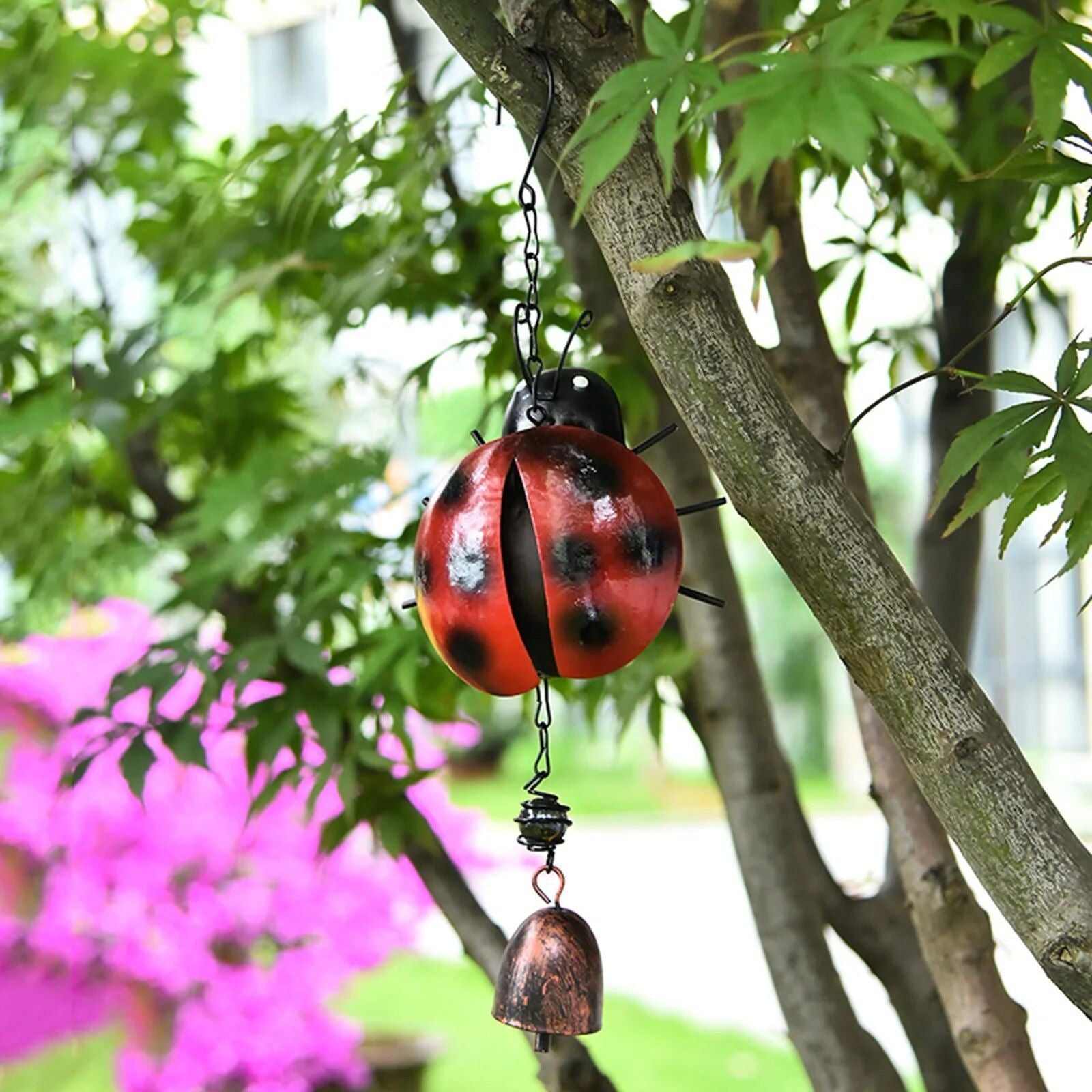 Charming Bee Wind Chimes