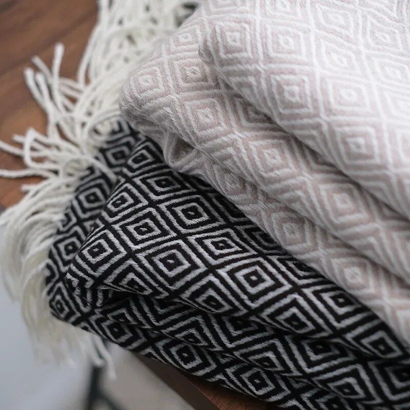 Diamond Lattice Fringe Throw Blanket